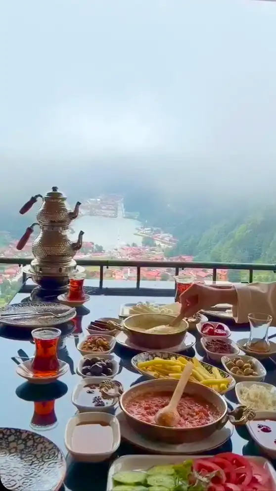 Serpme Kahvaltı